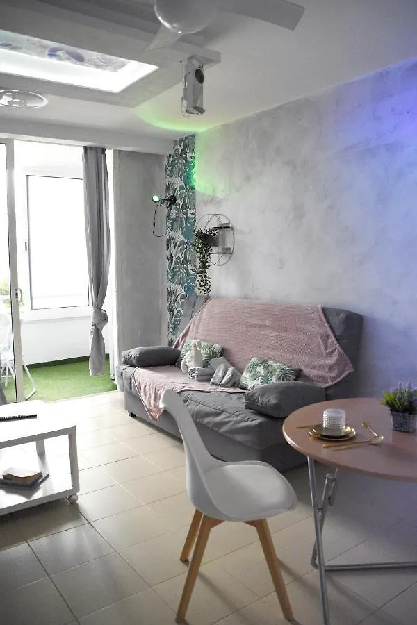 Tropical Green Park - Piscina - Parking - Edificio La Corbeta Apartment