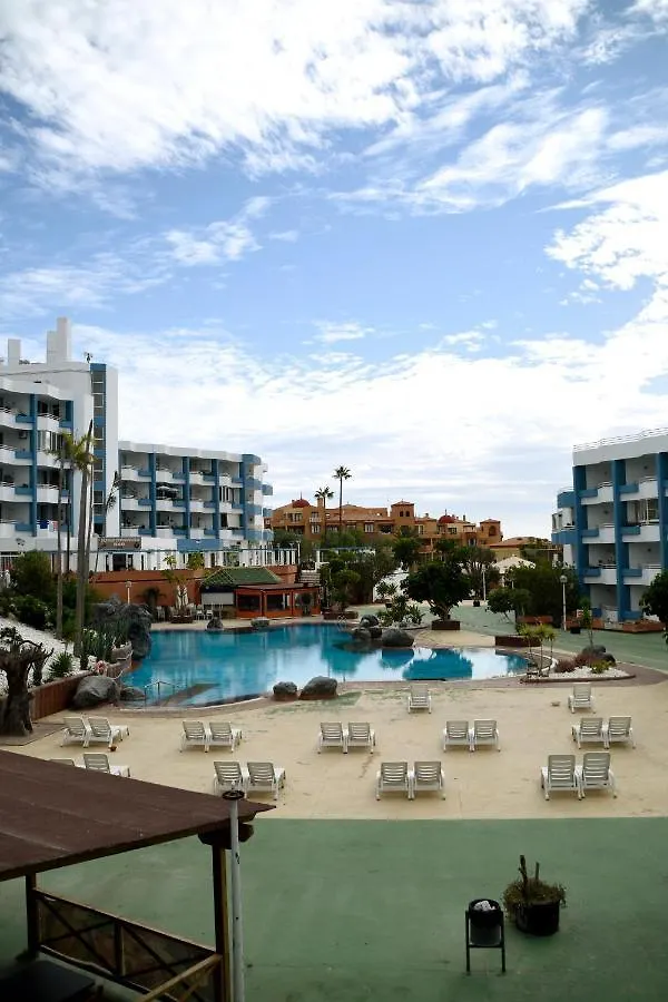 Tropical Green Park - Piscina - Parking - Edificio La Corbeta Spain